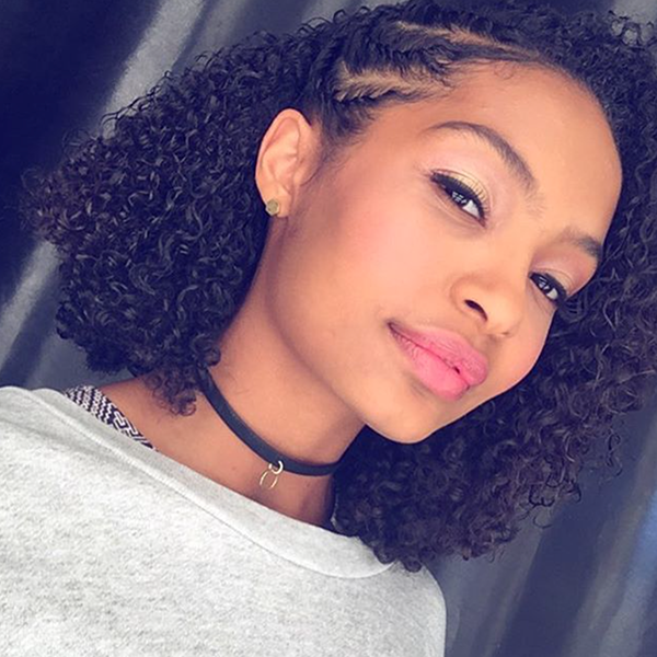 Black Girl Magic: Yara Shahidi Took The Best Natural Hair Selfies This Year
